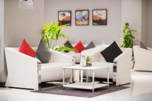 Golden Tulip Al Khobar Suites