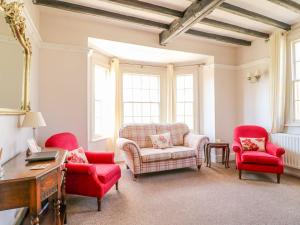 South Lodge - Longford Hall Farm Holiday Cottages