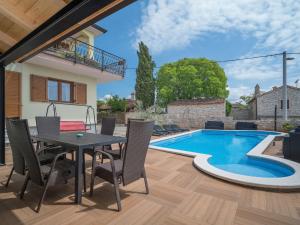 Apartment Ulika-3 by Interhome 