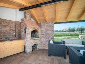 Apartment Ulika-4 by Interhome 