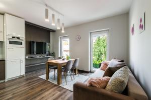 Apartamenty i Pokoje InforesPark