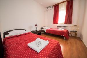 Twin Room with Private Bathroom room in Lafodija