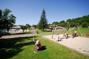 Villages vacances VVF Haute Loire Saint-Julien-Chapteuil : photos des chambres