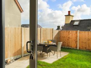 Holiday Home room in Cysgod Y Capel
