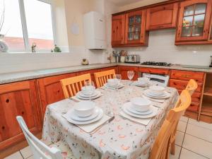 Magpie Cottage
