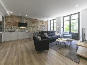 Bravissimo Rambla Eiffel Bridge 2