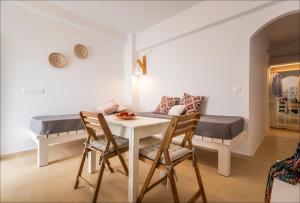 Krystalia's Apartment Milos Greece