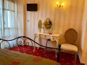 Budget Double Room room in Hotel Mirto