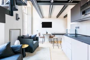 One-Bedroom Apartment with Terrace