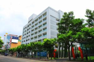 GM Complex Apartment - Apartments, Bangkok