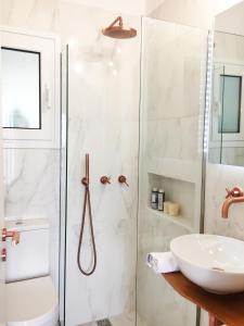 Loukia Studios & Suites Syros Greece