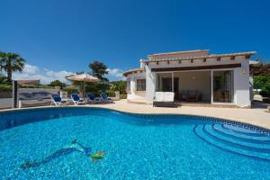 Semoni by Aguilarent