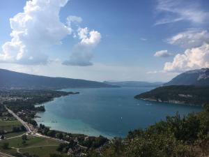 Appartements Appartement a quelques minutes du lac d’Annecy - Saint-Jorioz : photos des chambres