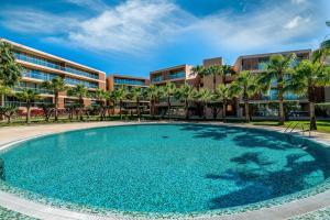 Herdade dos Salgados Beach by Intiholidays