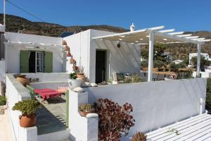 Sun & Sea Apartment Sifnos Greece