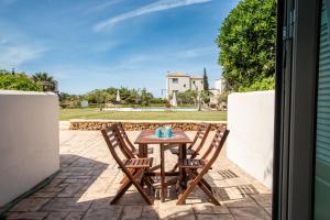 Neapoli Villas