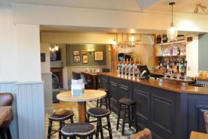 White Hart by Chef & Brewer Collection
