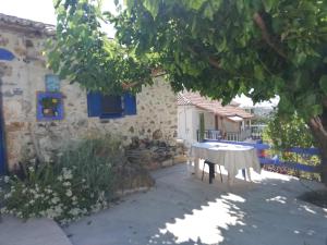 Leonidio small hause with swimming pool Arkadia Greece