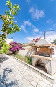 Home In Tinos Town (3 bedrooms) Tinos Greece