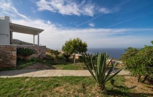Loukia Apartments Sifnos Greece