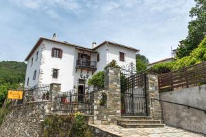 Archontiko Panagoula Pelion Greece