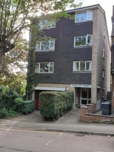 Luxurious Luton town center flat with free parking