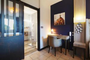 Hotels Pont du Chalon Hotel and Restaurant : photos des chambres