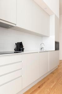 Lit Apartments - SÁ DA BANDEIRA