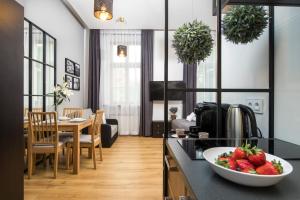 Beautiful Cracow Apartments by Cozyplace