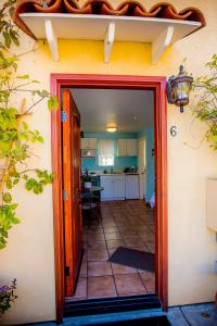 Deluxe King Room room in Leucadia Beach Inn