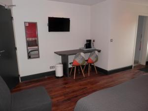 Appart'hotels Appart-hotel Chanzy / Angouleme : photos des chambres