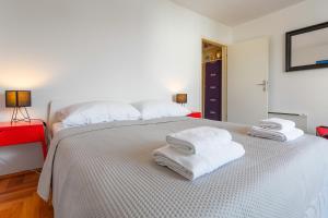 Central View Apartment