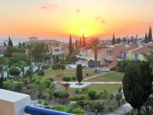 Regina Gardens, Phase 1 (Sea View)