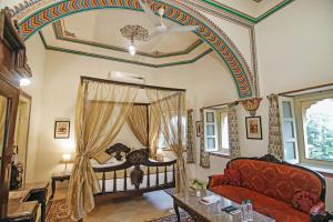 Alsisar Haveli - Heritage Hotel