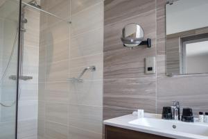  King Deluxe Guest Room room in Hotel Colessio