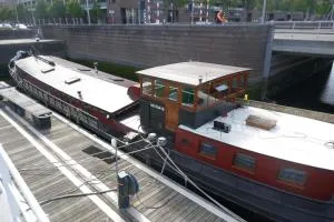 Boathotel Rotterdam Anna - 帕彭德雷赫特