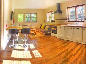 Daweswood Guest Suite - Luxury retreat with optional hot tub