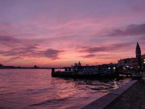 Damo Stefania Blu Hause Marina