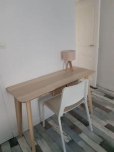 Appartements CHE F2 Face SWEET HOME wifi : Appartement 1 Chambre