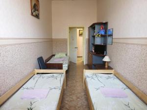 Standard Triple Room room in Hostel Delil