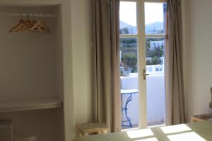 Londos Hotel Paros Greece