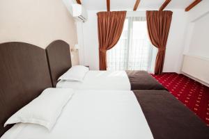 Magic Garden by Vlăduț