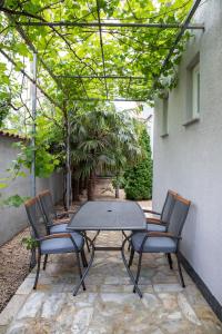 Apartmani Dina