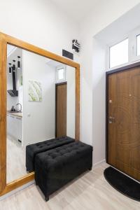 LEOGRAND Loft-studio on Husiak 8