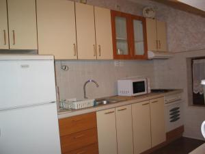 Two-Bedroom Apartment with Terrace and Sea View room in Apartments with a parking space Privlaka Zadar - 12989