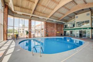 howard johnson by wyndham branson theatre district