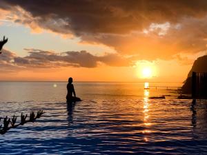 Formosa Infinity Pool Apartment