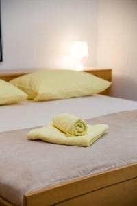 Apartment Roza, sea view, free parking