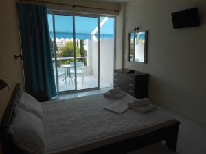 Standard Double Room with Sea View