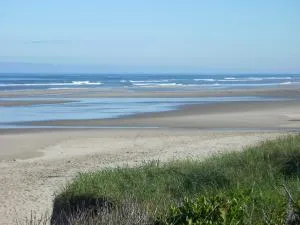 Silver Surf Motel - Yachats